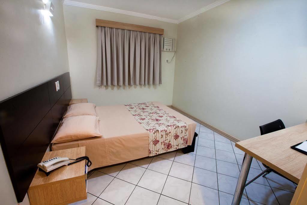 Hotel Caiuá Express Umuarama Exteriér fotografie